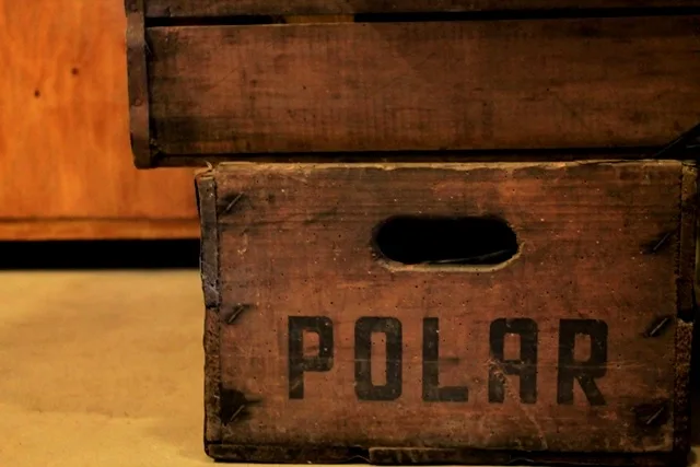 Engradado antigo da cerveja Polar